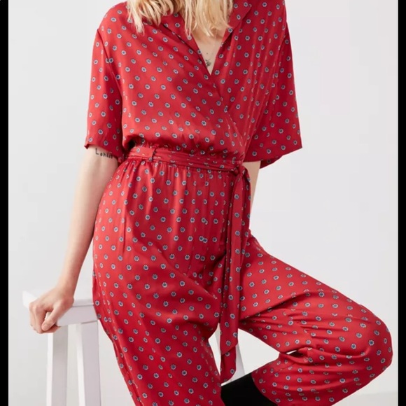 Urban Outfitters Red Floral Silk Jumpsuit with Tie Waist - Picture 2 of 5